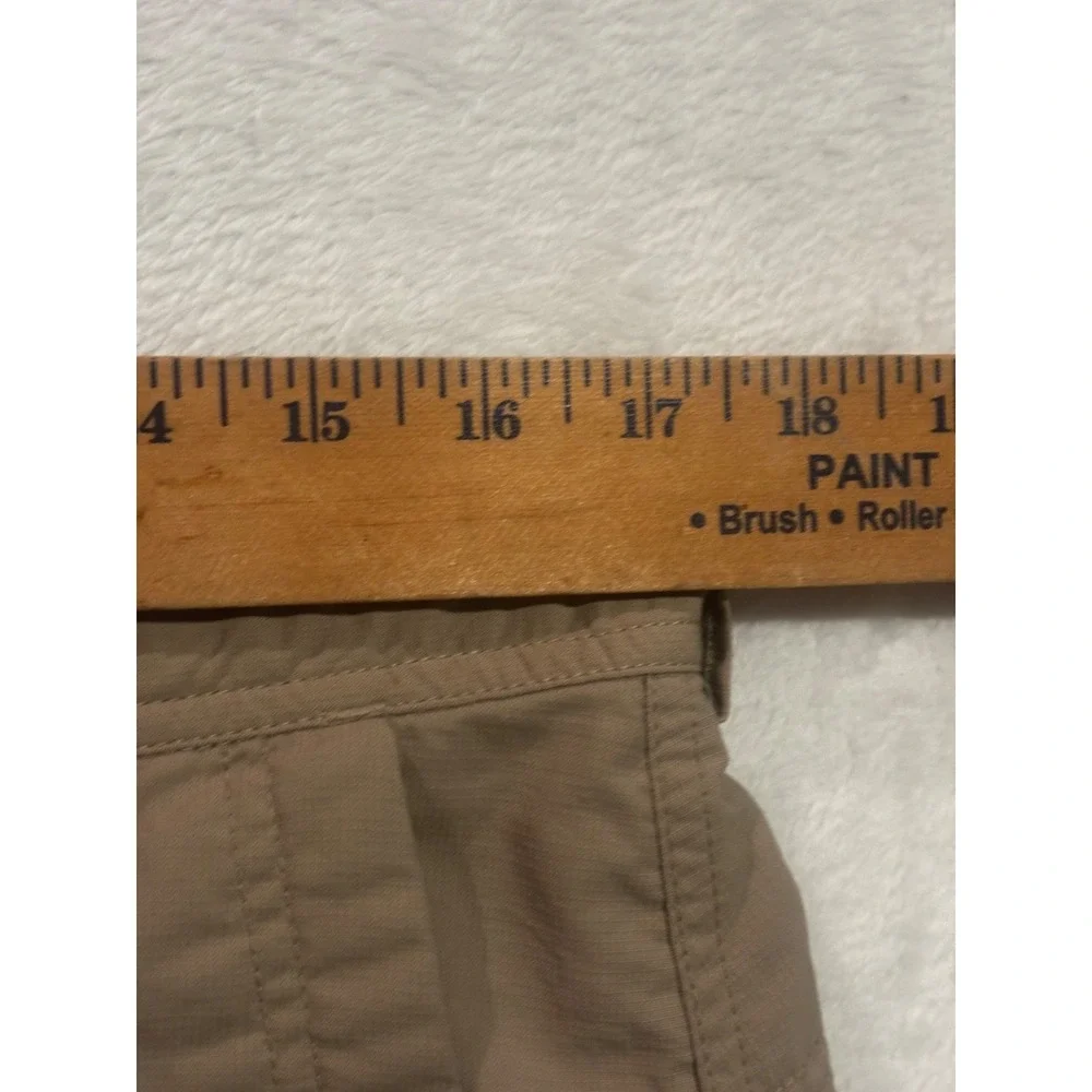 The North Face Shorts Cargo Mens 34 Khaki Zip Pockets Trail Trek‎ Hiking
